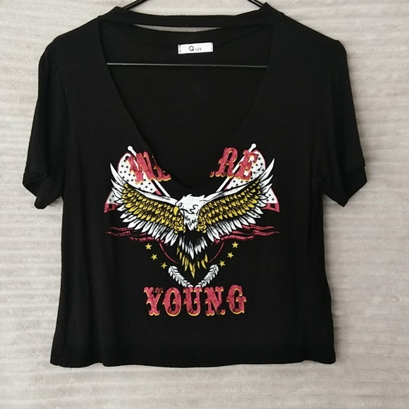 Q Luv Soft Cropped T-shirt - Picture 1 of 5